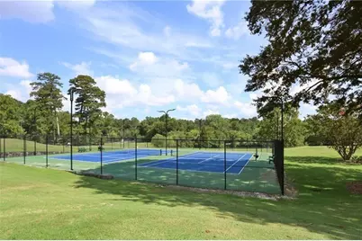 75 Montre Square NW, Atlanta, GA 30327 - Photo 24