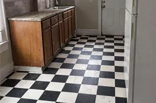 1056 Mayson Turner Rd NW, Atlanta, GA 30314 - Photo 6