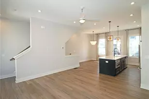 151 Chestnut Cir, Atlanta, GA 30342 - Photo 8