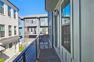 151 Chestnut Cir, Atlanta, GA 30342 - Photo 28