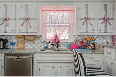 301 Briarwood Drive, Calhoun, GA 30701 - Photo 14