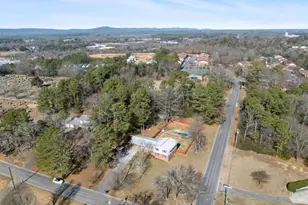 301 Briarwood Dr, Calhoun, GA 30701 - Photo 48