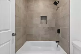 120 N Gwinnett St, Buford, GA 30518 - Photo 24