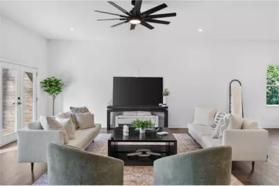 120 N Gwinnett Street, Buford, GA 30518 - Photo 8