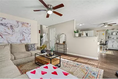 6577 Laurens Way, Stone Mountain, GA 30087 - Photo 6