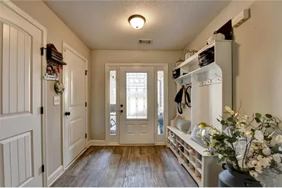 204 Lynn Road, Bethlehem, GA 30620 - Photo 2