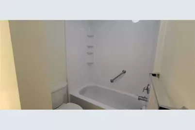 2105 N Forest Trail NE, Dunwoody, GA 30338 - Photo 16