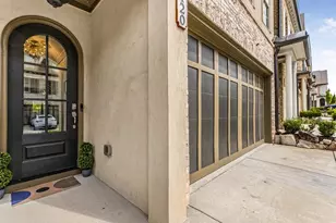 120 Via Roma, Woodstock, GA 30188 - Photo 2