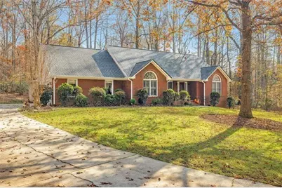 4609 Hunters Court, Gainesville, GA 30507 - Photo 4