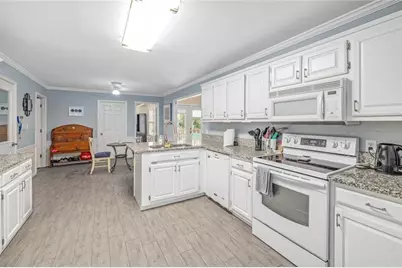 4609 Hunters Court, Gainesville, GA 30507 - Photo 12