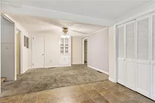 81 Russell Rd, Lawrenceville, GA 30043 - Photo 8