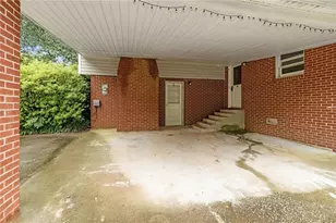 81 Russell Rd, Lawrenceville, GA 30043 - Photo 32