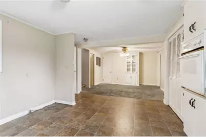 81 Russell Road, Lawrenceville, GA 30043 - Photo 14