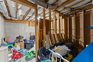 2705 Chandler Grove Dr, Buford, GA 30519 - Photo 42