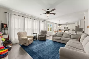 2705 Chandler Grove Dr, Buford, GA 30519 - Photo 14