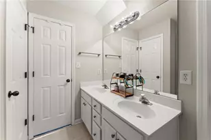 2705 Chandler Grove Dr, Buford, GA 30519 - Photo 32