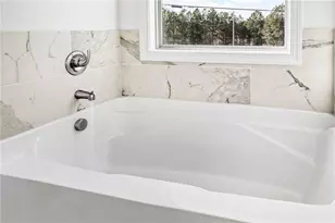 942 Homepark Circle, Buford, GA 30518 - Photo 18