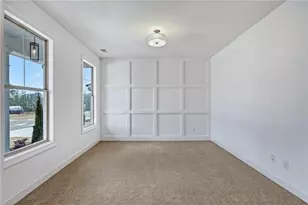 942 Homepark Circle, Buford, GA 30518 - Photo 10