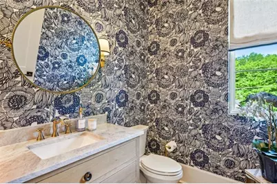 3379 Rennes Drive NE, Brookhaven, GA 30319 - Photo 22