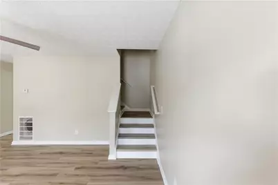 3789 Waldrop Lane, Decatur, GA 30034 - Photo 8