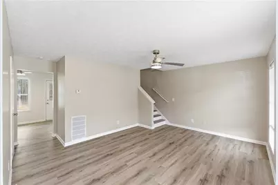 3789 Waldrop Lane, Decatur, GA 30034 - Photo 4