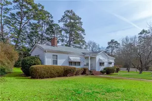 317 Georgia Ave, Winder, GA 30680 - Photo 1
