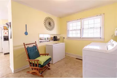 317 Georgia Avenue, Winder, GA 30680 - Photo 12