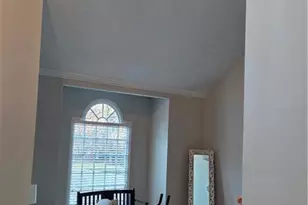 8980 Stonelake Ct, Roswell, GA 30076 - Photo 4