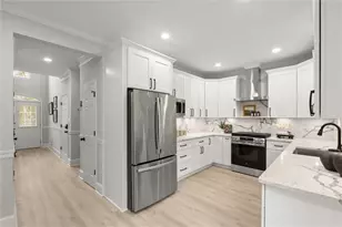 1201 Club Walk Dr NE, Brookhaven, GA 30319 - Photo 14