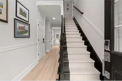 1201 Club Walk Drive NE, Brookhaven, GA 30319 - Photo 2