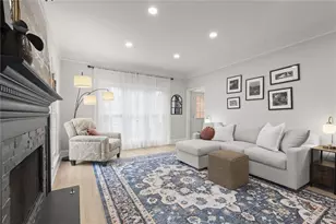 1201 Club Walk Dr NE, Brookhaven, GA 30319 - Photo 4