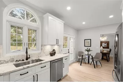 1201 Club Walk Drive NE, Brookhaven, GA 30319 - Photo 12