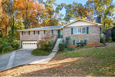 552 Duke Drive, Marietta, GA 30066 - Photo 2