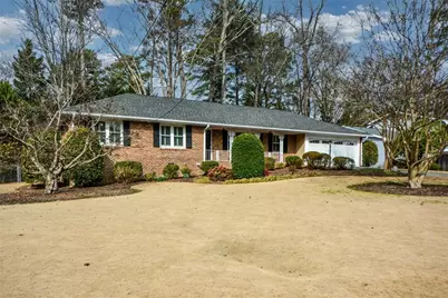 2057 Lavista Circle, Tucker, GA 30084 - Photo 4