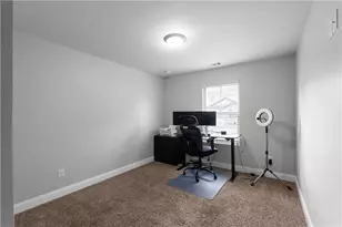 4142 Woodland Park Dr SW, Atlanta, GA 30331 - Photo 12