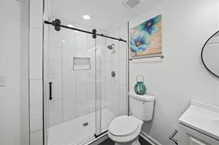 5490 Chemin De Vie, Atlanta, GA 30342 - Photo 24