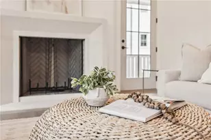 145 Grayton Ln, Roswell, GA 30075 - Photo 16