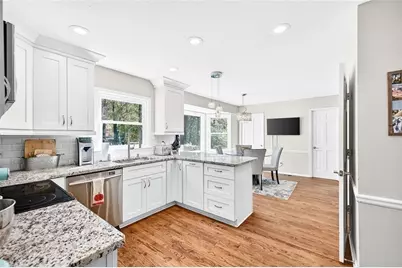 10905 Shallowford Road, Roswell, GA 30075 - Photo 6