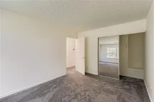 1025 Lakeside Cir, Covington, GA 30016 - Photo 24