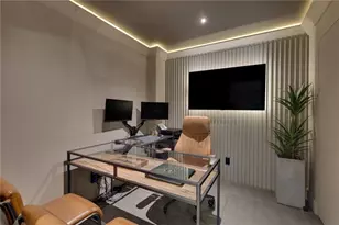 737 W Conway Dr NW, Atlanta, GA 30327 - Photo 38