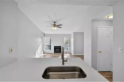 423 Granville Court, Atlanta, GA 30328 - Photo 10