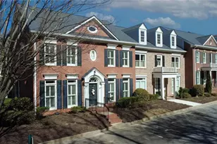 4910 Fairmont Way, Roswell, GA 30075 - Photo 2