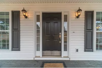 4033 Ashford Way, Gainesville, GA 30507 - Photo 4