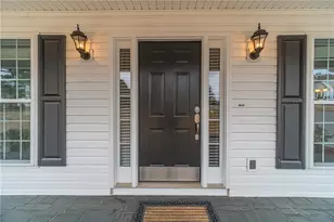 4033 Ashford Way, Gainesville, GA 30507 - Photo 4