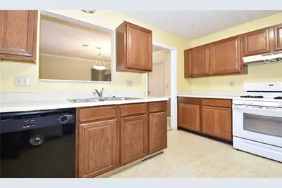 2390 Stirring Court SW, Marietta, GA 30064 - Photo 6