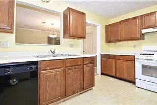 2390 Stirring Ct S W, Marietta, GA 30064 - Photo 6