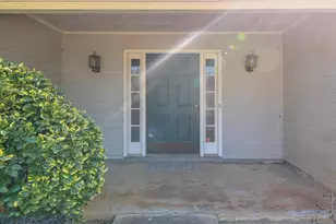 2390 Stirring Ct S W, Marietta, GA 30064 - Photo 2