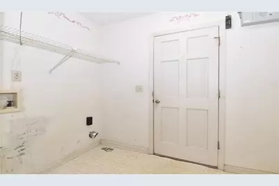 2390 Stirring Court SW, Marietta, GA 30064 - Photo 10