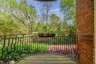 115 Peachtree Memorial Dr NW, Atlanta, GA 30309 - Photo 12