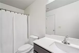 1400 Sugar Glen Ct, Lawrenceville, GA 30044 - Photo 32